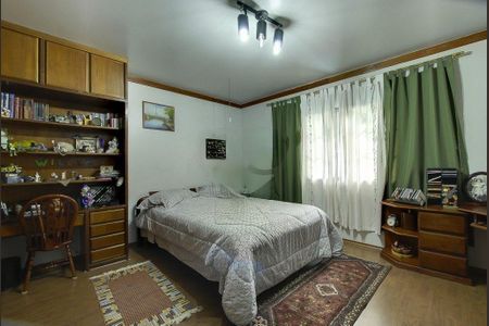 Casa à venda com 747m², 4 quartos e 6 vagas