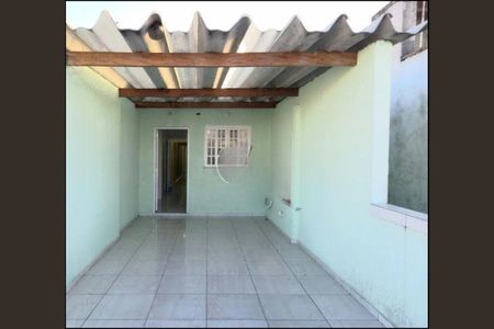 Casa à venda com 100m², 3 quartos e 2 vagas