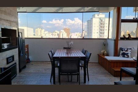 Apartamento à venda com 216m², 4 quartos e 4 vagas