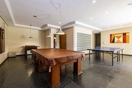 Apartamento à venda com 216m², 4 quartos e 4 vagas