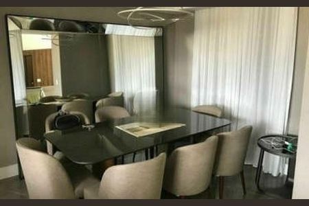 Apartamento à venda com 155m², 4 quartos e 3 vagas