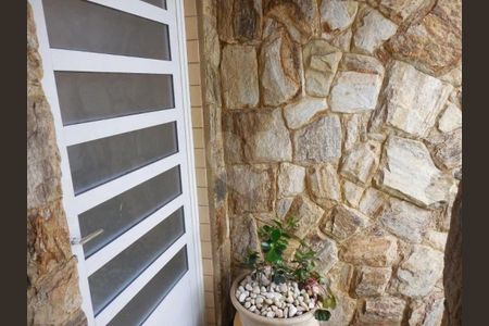 Casa à venda com 167m², 3 quartos e 3 vagas