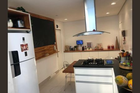 Apartamento à venda com 120m², 2 quartos e 2 vagas