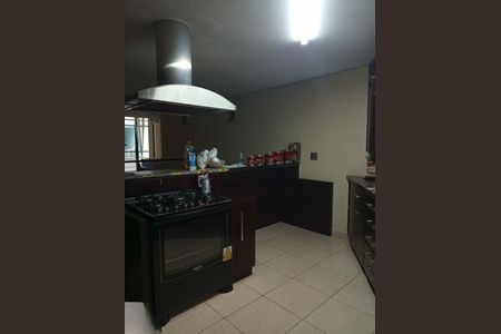 Casa à venda com 342m², 3 quartos e 4 vagas