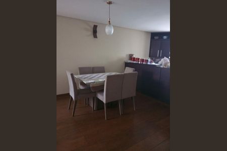 Casa à venda com 342m², 3 quartos e 4 vagas