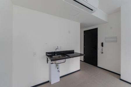 Studio à venda com 33m², 1 quarto e sem vaga Studio à venda com 33m², 1 quarto e sem vagaCozinha
