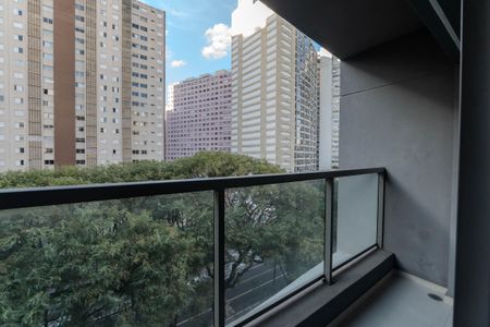 Studio à venda com 33m², 1 quarto e sem vaga Studio à venda com 33m², 1 quarto e sem vagaSacada