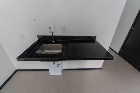 Studio à venda com 33m², 1 quarto e sem vaga Studio à venda com 33m², 1 quarto e sem vagaCozinha