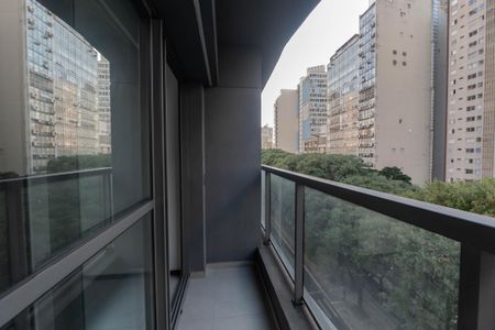 Studio à venda com 33m², 1 quarto e sem vaga Studio à venda com 33m², 1 quarto e sem vagaSacada