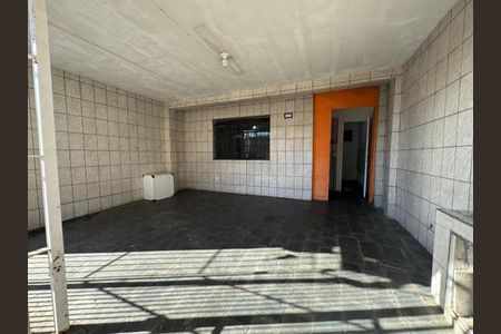 Casa à venda com 108m², 2 quartos e 2 vagas