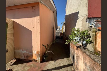 Casa à venda com 108m², 2 quartos e 2 vagas