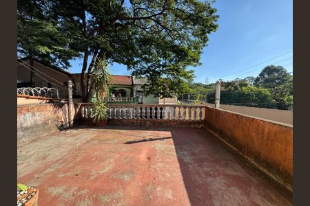 Casa à venda com 108m², 2 quartos e 2 vagas
