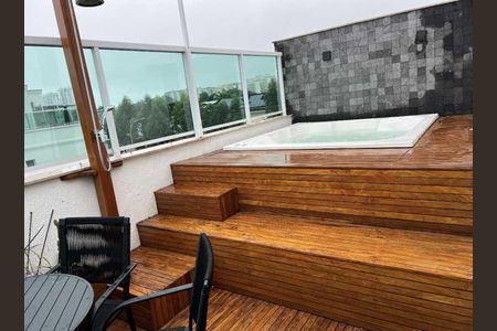 Apartamento à venda com 160m², 4 quartos e 2 vagas