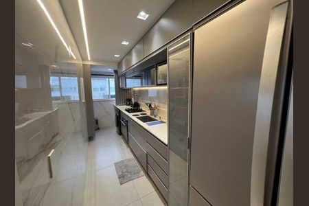 Apartamento à venda com 160m², 4 quartos e 2 vagas