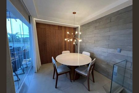 Apartamento à venda com 160m², 4 quartos e 2 vagas