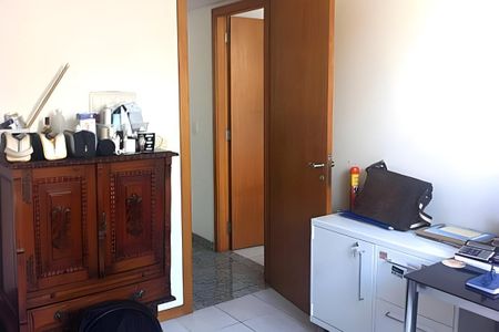Apartamento à venda com 177m², 2 quartos e 2 vagas