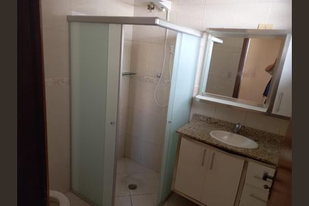 Casa à venda com 144m², 2 quartos e 2 vagas