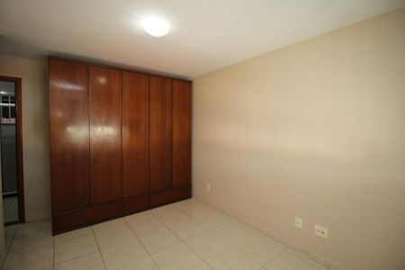 Apartamento à venda com 98m², 3 quartos e 2 vagasSuíte