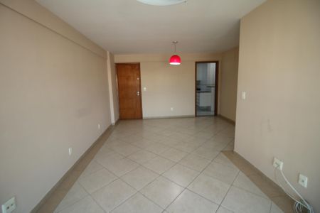 Apartamento à venda com 98m², 3 quartos e 2 vagasSala