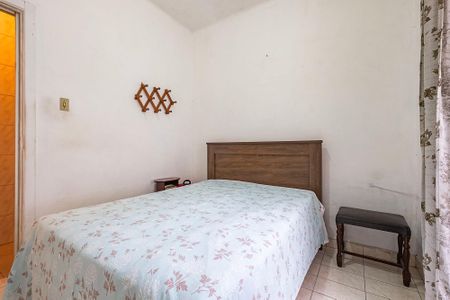 Casa à venda com 239m², 2 quartos e 4 vagas Casa à venda com 239m², 2 quartos e 4 vagasQuarto 2