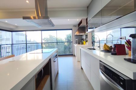 Apartamento para alugar com 130m², 4 quartos e 2 vagas Apartamento para alugar com 130m², 4 quartos e 2 vagasCozinha