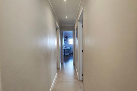 Apartamento para alugar com 130m², 4 quartos e 2 vagas Apartamento para alugar com 130m², 4 quartos e 2 vagasCorredor - Quartos