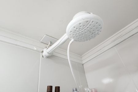 Apartamento à venda com 49m², 2 quartos e 1 vaga Apartamento à venda com 49m², 2 quartos e 1 vagaBanheiro