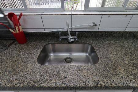 Casa para alugar com 276m², 4 quartos e 6 vagasCozinha - Pia