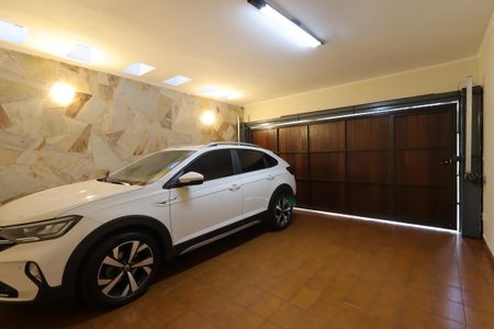Casa para alugar com 276m², 4 quartos e 6 vagasGaragem fechada