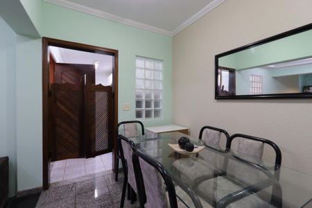 Casa para alugar com 276m², 4 quartos e 6 vagasSala de Jantar