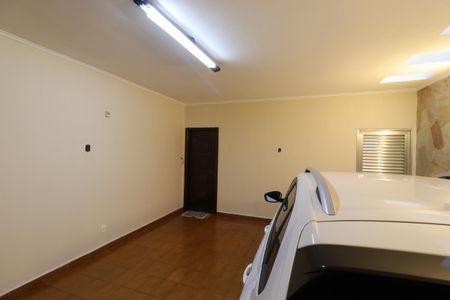 Casa para alugar com 276m², 4 quartos e 6 vagasGaragem fechada