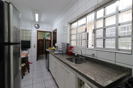 Casa para alugar com 276m², 4 quartos e 6 vagasCozinha