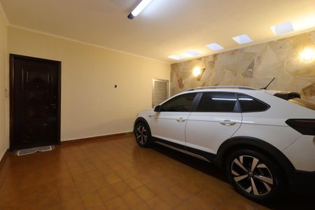 Casa para alugar com 276m², 4 quartos e 6 vagasGaragem fechada