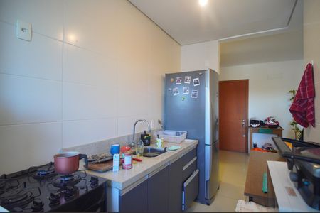 Apartamento à venda com 73m², 2 quartos e 2 vagasCozinha