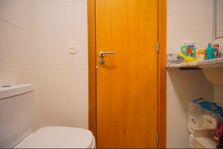 Apartamento à venda com 73m², 2 quartos e 2 vagasBanheiro Social