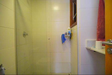 Apartamento à venda com 73m², 2 quartos e 2 vagasBanheiro da Suíte