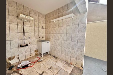 Casa à venda com 180m², 3 quartos e 2 vagas Casa à venda com 180m², 3 quartos e 2 vagasÁrea de Serviço
