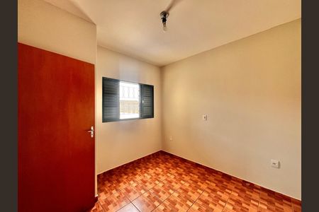 Casa à venda com 180m², 3 quartos e 2 vagas Casa à venda com 180m², 3 quartos e 2 vagasSuíte 2