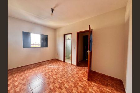 Casa à venda com 180m², 3 quartos e 2 vagas Casa à venda com 180m², 3 quartos e 2 vagasSuíte 1