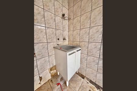 Casa à venda com 180m², 3 quartos e 2 vagas Casa à venda com 180m², 3 quartos e 2 vagasÁrea de Serviço