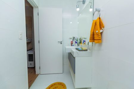 Casa à venda com 320m², 3 quartos e 4 vagas Casa à venda com 320m², 3 quartos e 4 vagasBanheiro da Suíte 1
