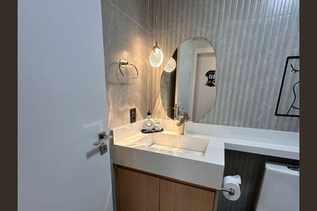 Apartamento à venda com 61m², 2 quartos e 1 vaga Apartamento à venda com 61m², 2 quartos e 1 vagaBanheiro Social