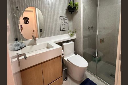 Apartamento à venda com 61m², 2 quartos e 1 vaga Apartamento à venda com 61m², 2 quartos e 1 vagaBanheiro Social