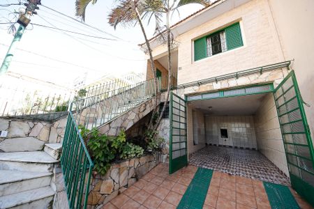 Casa à venda com 106m², 2 quartos e 2 vagas Casa à venda com 106m², 2 quartos e 2 vagasGaragem