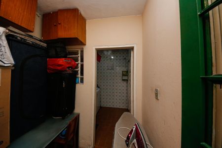 Casa à venda com 106m², 2 quartos e 2 vagas Casa à venda com 106m², 2 quartos e 2 vagasQuarto de Serviço