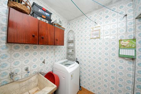 Casa à venda com 106m², 2 quartos e 2 vagas Casa à venda com 106m², 2 quartos e 2 vagasÁrea de Serviço