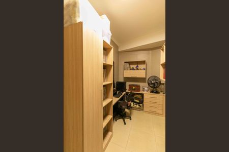 Casa à venda com 200m², 3 quartos e 3 vagasQuarto de Serviço