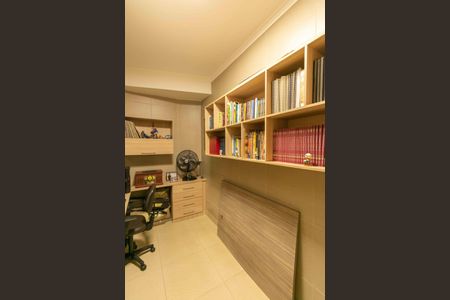 Casa à venda com 200m², 3 quartos e 3 vagasQuarto de Serviço