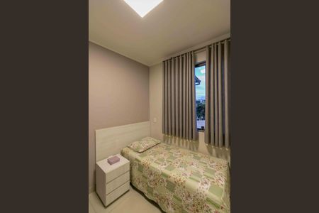 Casa à venda com 200m², 3 quartos e 3 vagasQuarto