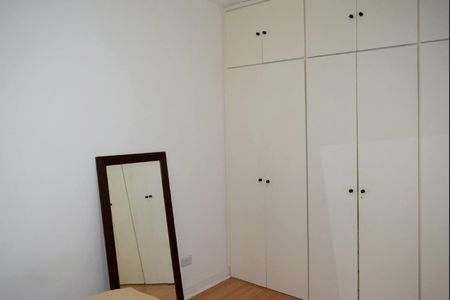 Apartamento à venda com 44m², 1 quarto e 1 vagaQuarto